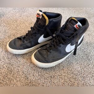 Nike sport sneakers size 8.5 mens